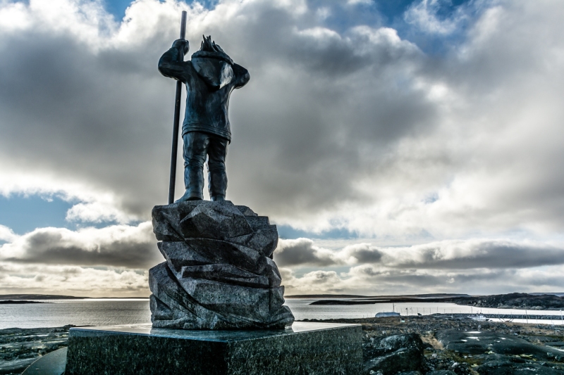 Inukjuak landscape and sky